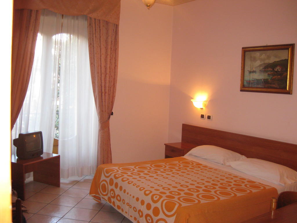Hotel Gentile Pianillo Habitación foto